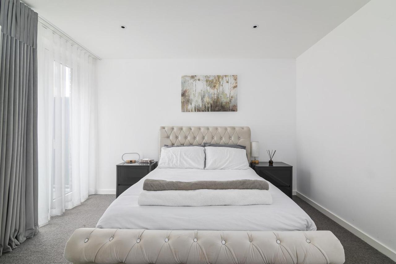 Luxury Spacious Flat With Communal Gardens And Parking Лондон Экстерьер фото