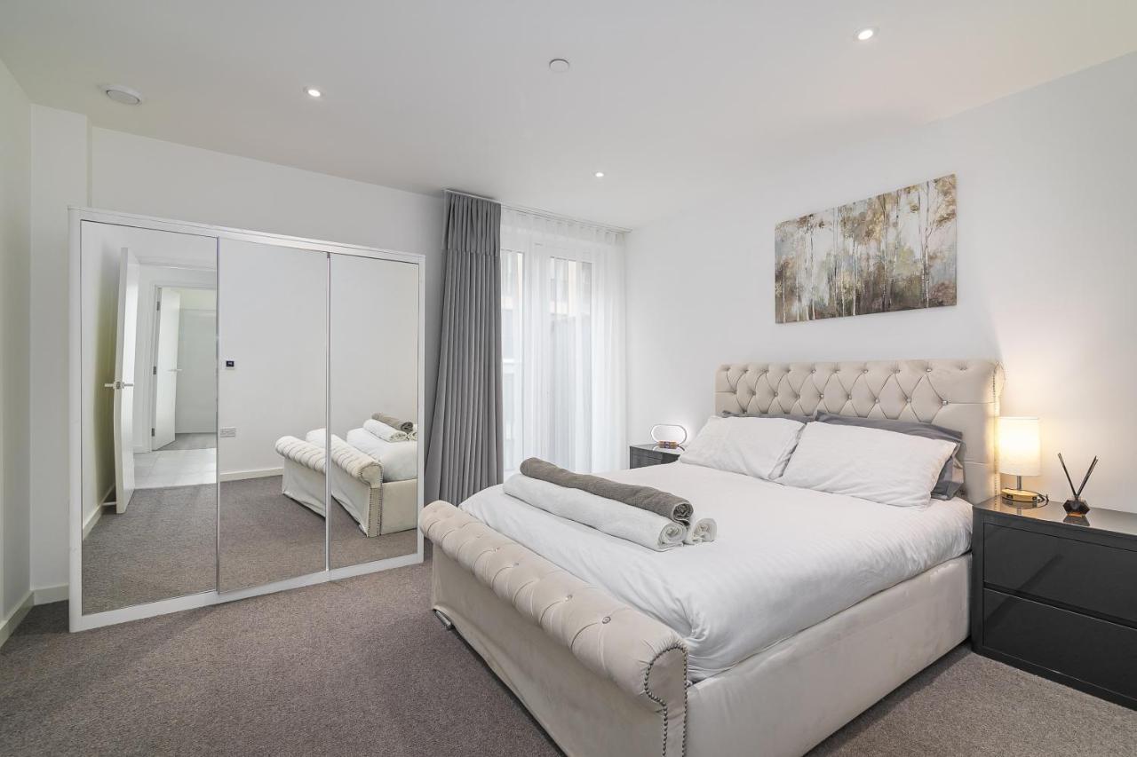 Luxury Spacious Flat With Communal Gardens And Parking Лондон Экстерьер фото